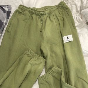 jordan women sweatpants NWOT